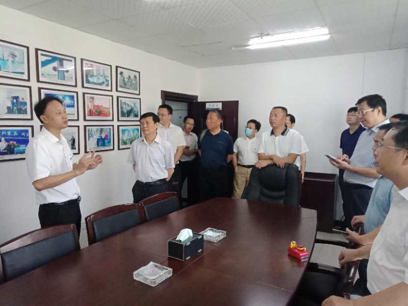  工信部安全生產(chǎn)司于立志巡視員再次蒞臨南冠調(diào)研