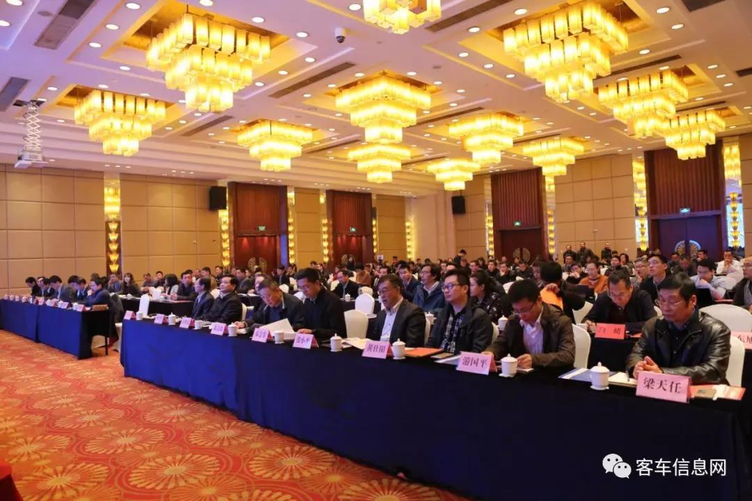 客車自動破窗裝置,遙控自動破玻器,破窗器,南冠破玻器